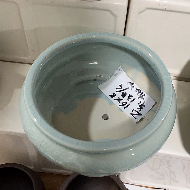 紫砂花盆多肉瑕疵盆有孔。