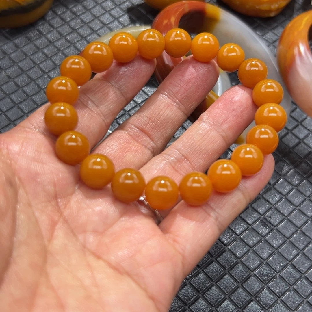 石英质玉未镶嵌颈饰
