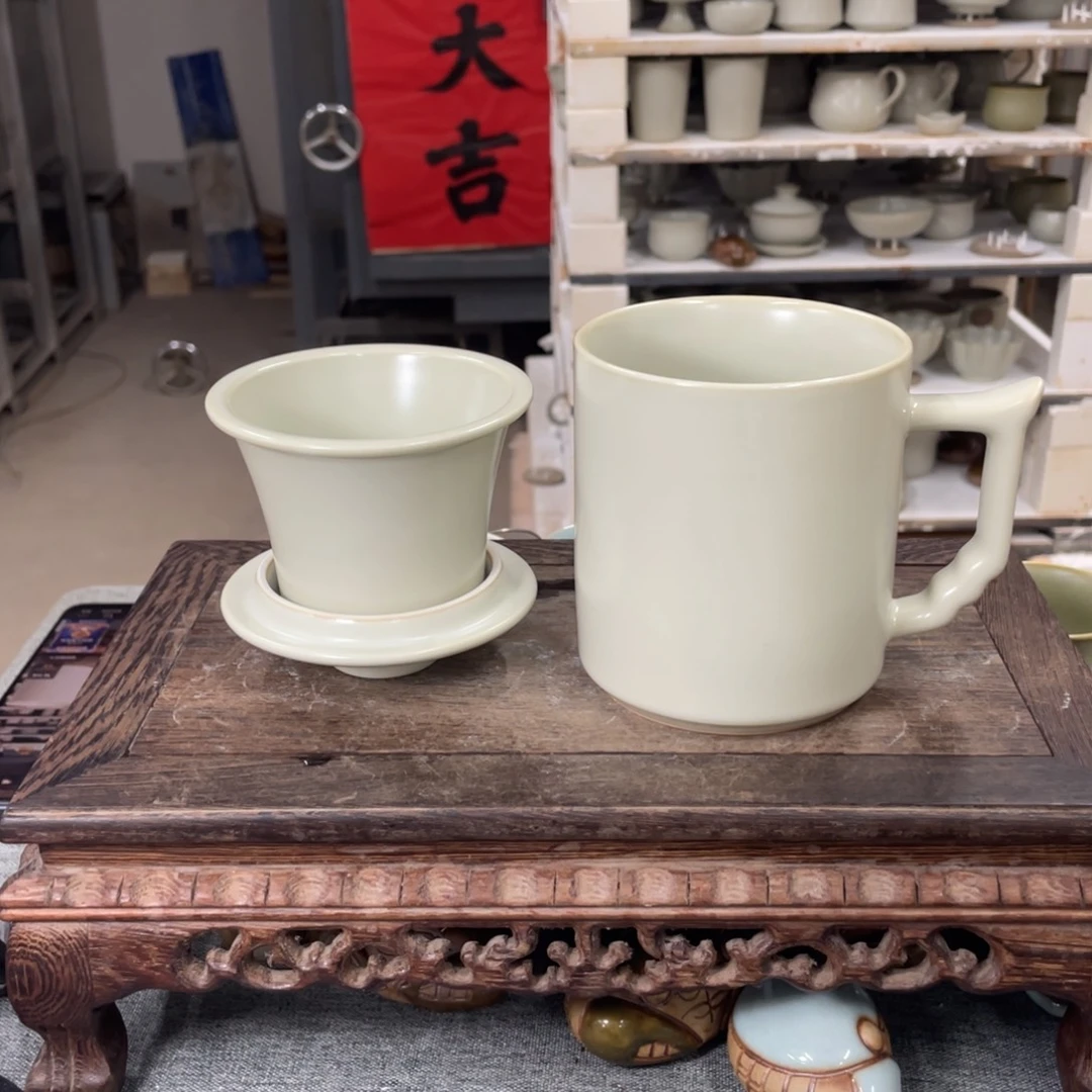 瓷片月白釉大义茶水分离杯
