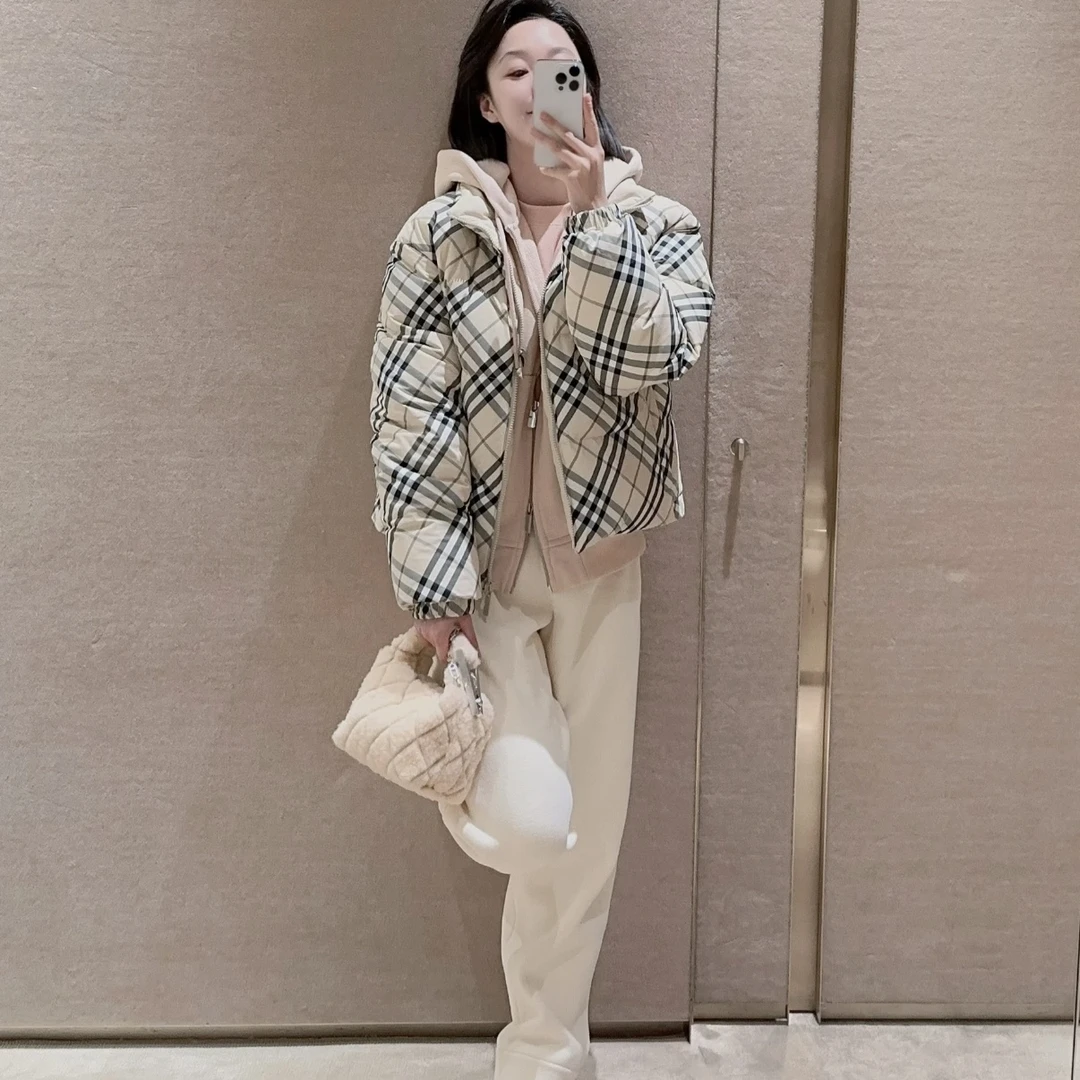 未使用 BURBERRY/博柏利 双面穿羽绒服/尺码L/E0267