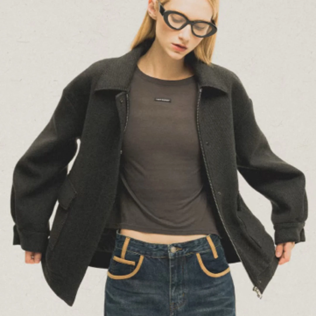 49-99短款女装时尚短外套毛呢V领黑色保暖休闲休闲风女连帽长袖