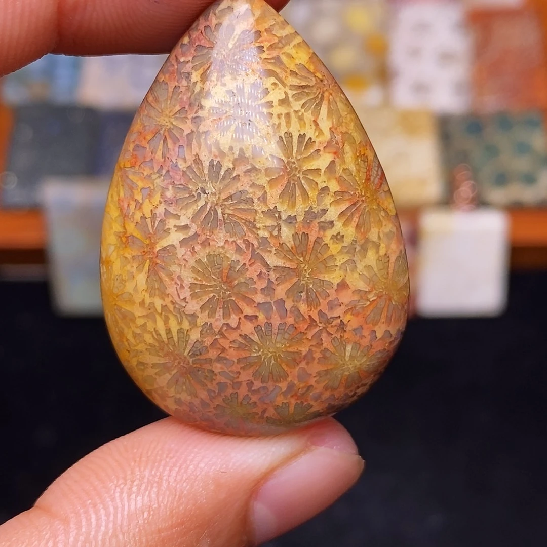 彬***g硅化玉合金珊瑚玉