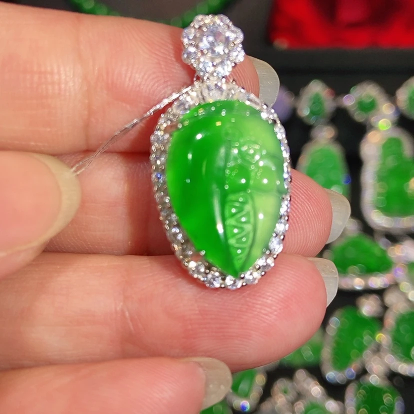 【闪购商品】颈饰未镶嵌翡翠天然翡翠