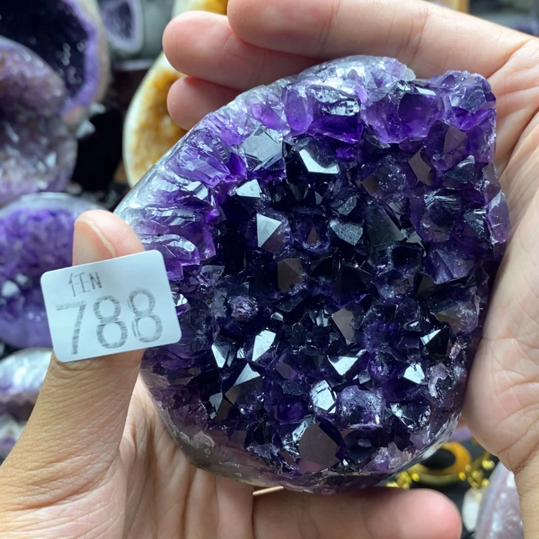 未镶嵌大型摆件（非配饰）水晶