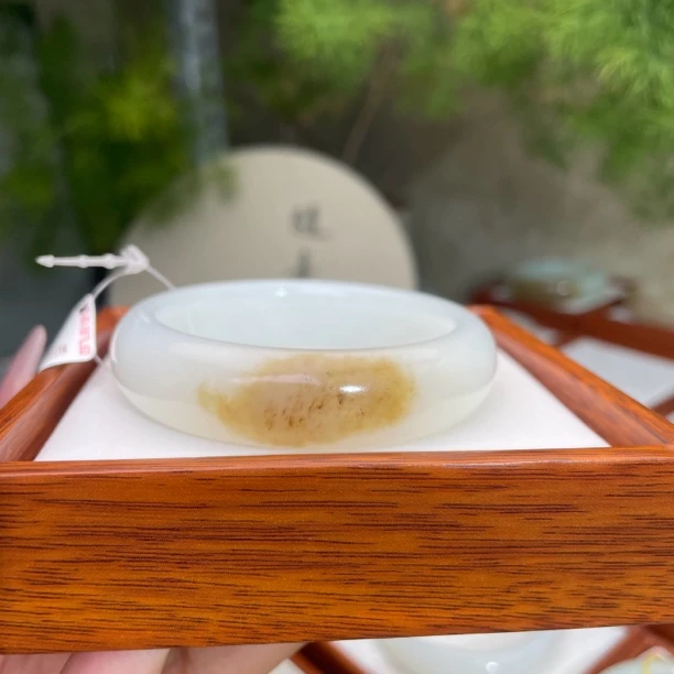 天然和田玉糖玉手镯