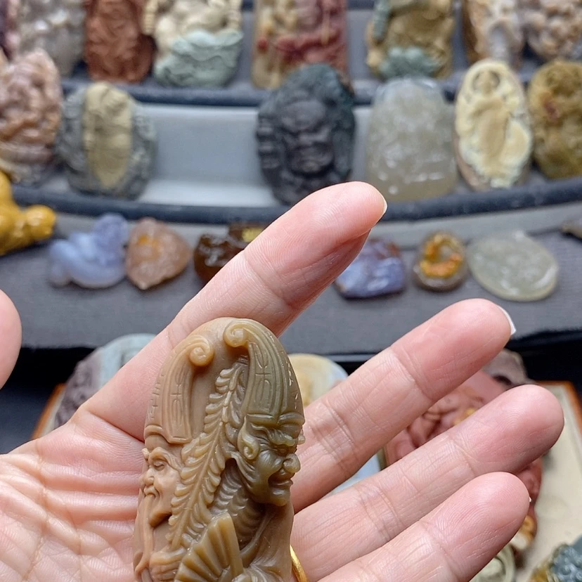 【闪购商品】定制石英质玉吊坠未镶嵌