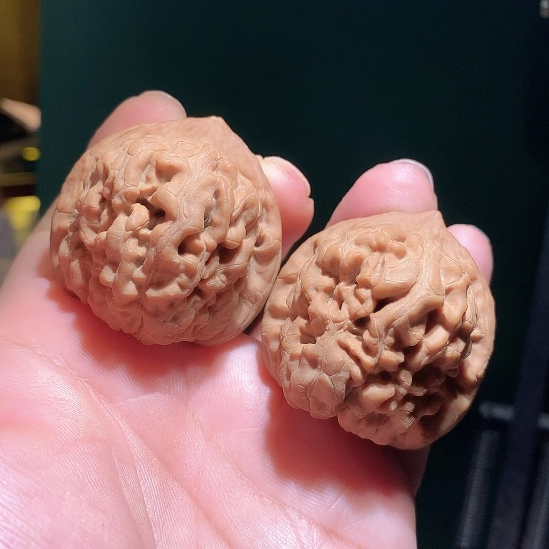 文玩核桃把件41金字塔全品