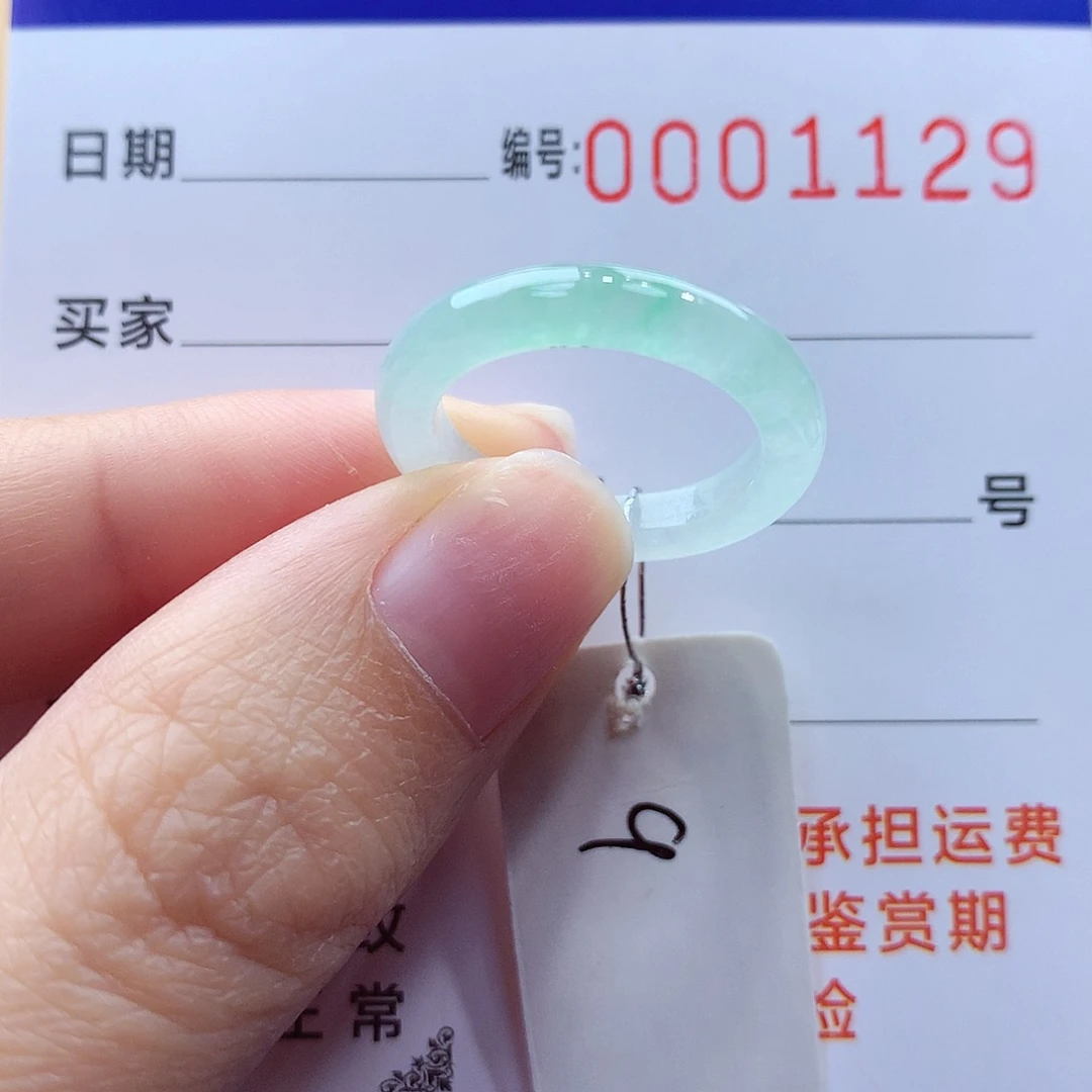 未镶嵌戒指翡翠安***。缅甸A货