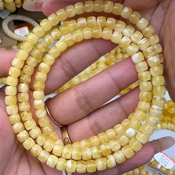 手串蜜蜡未镶嵌金白妖花直切