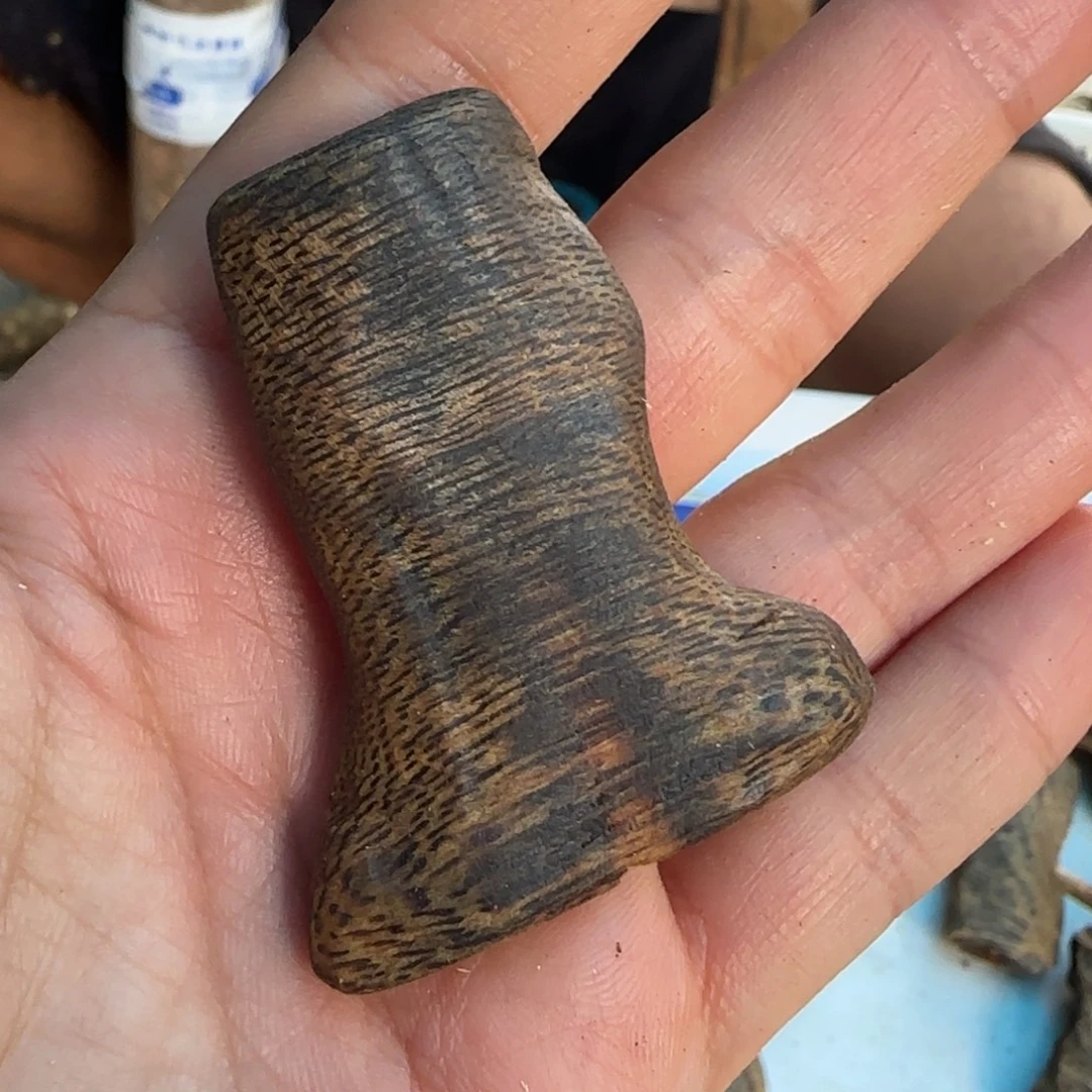 沉香碎屑沉香窖藏精品一块