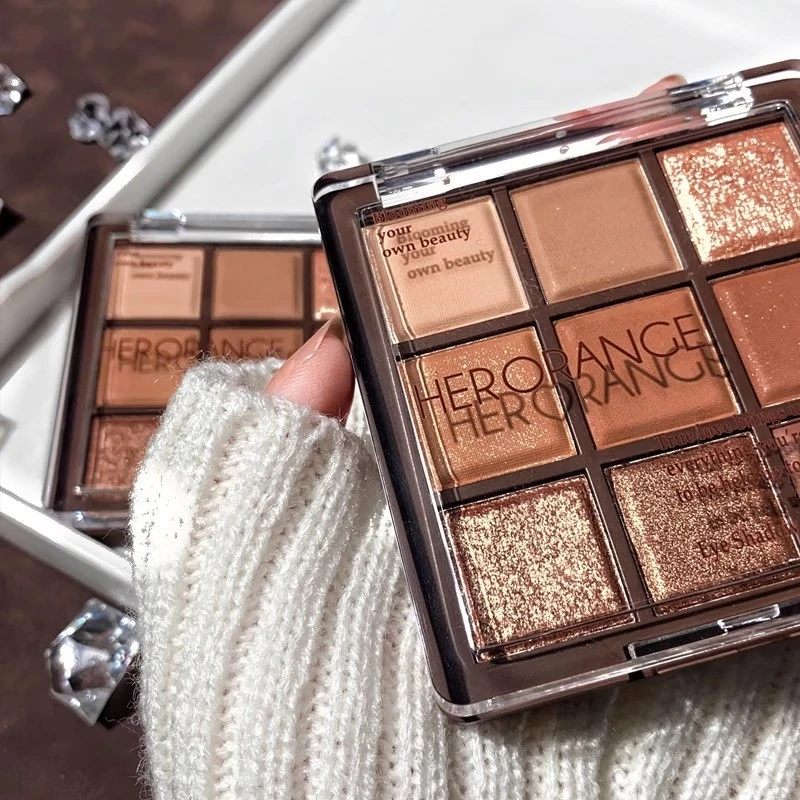 小鱼海棠推荐眼影盘2025新款日常淡妆九色大地色眼影平价眼影盘