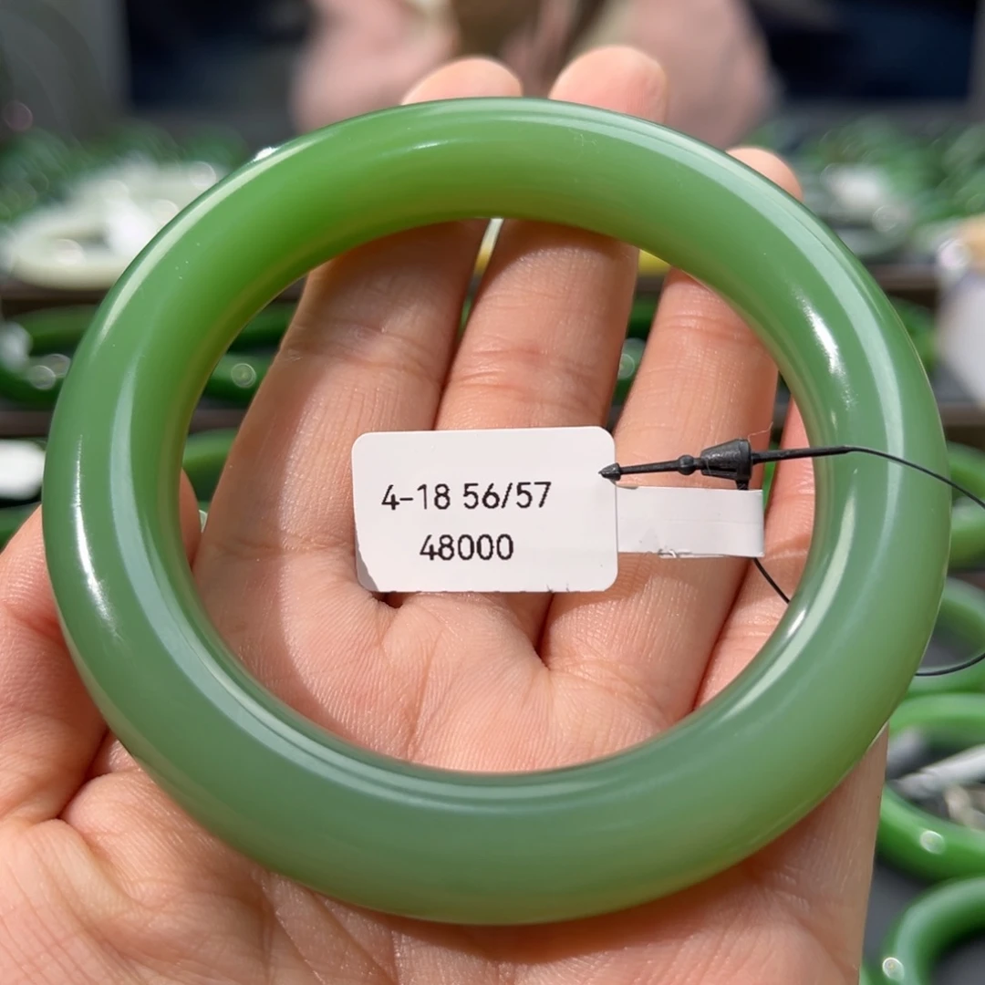 和田玉（碧玉）手镯未镶嵌