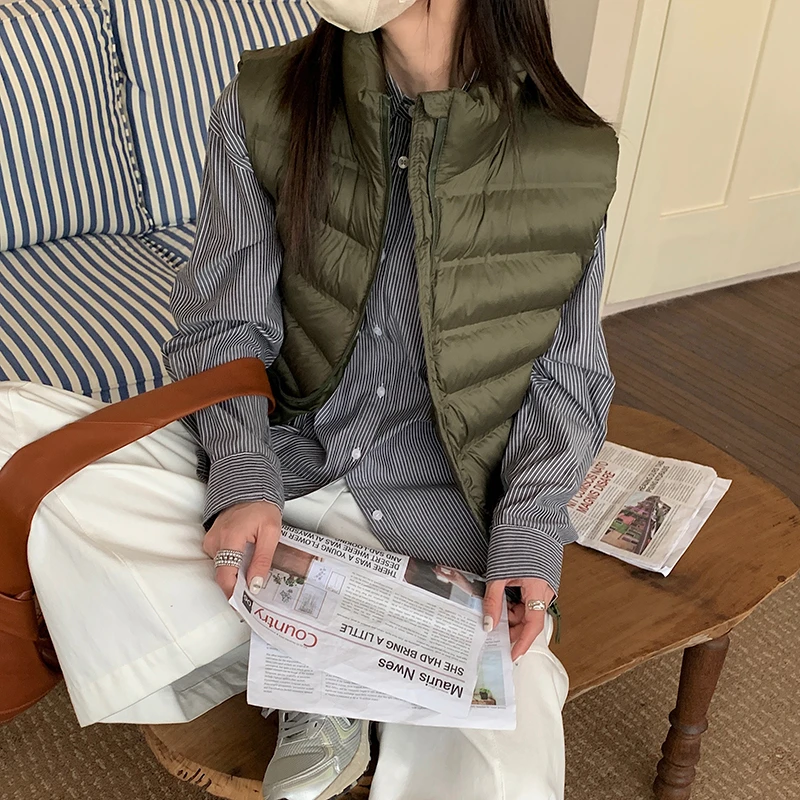 今年流行的爆款棉衣马甲女款2025新款秋冬季外穿宽松设计感外套潮