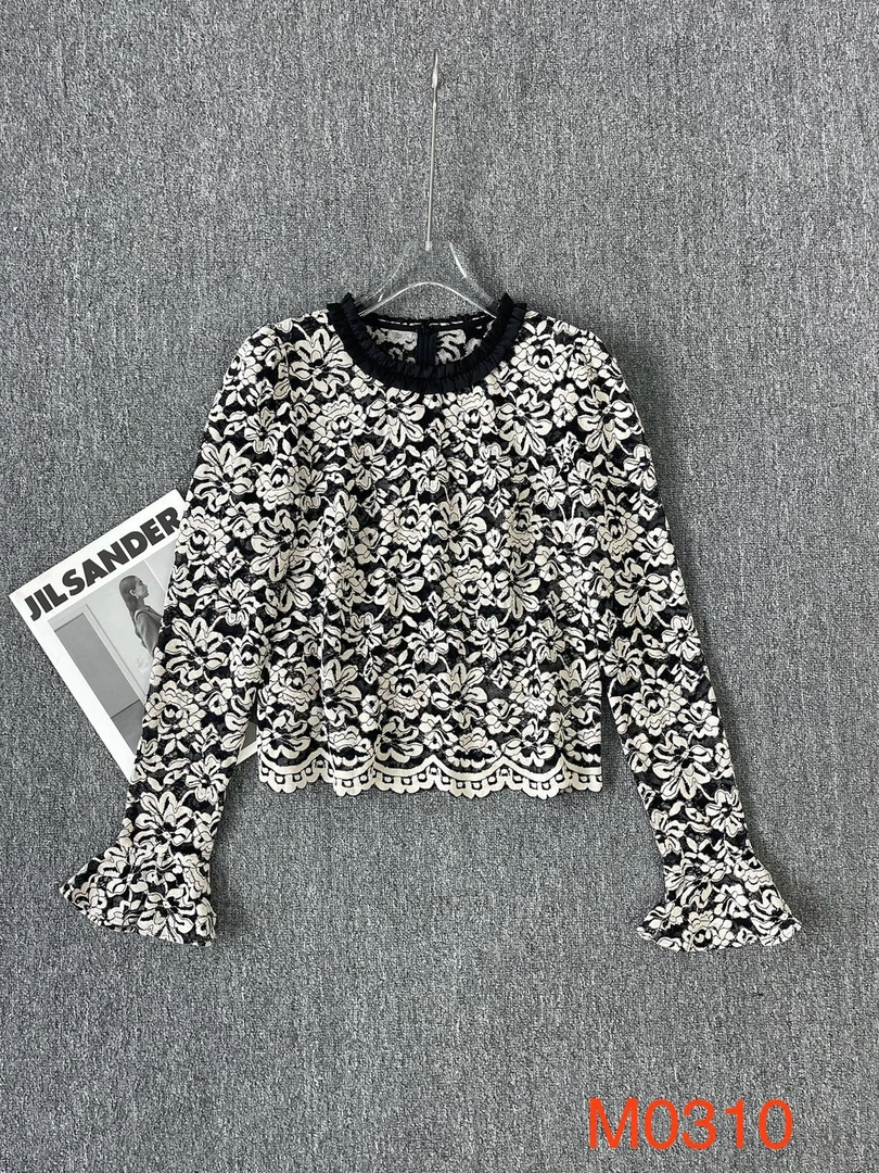 【南油阿米】欧货植绒镂空蕾丝显瘦打底衫