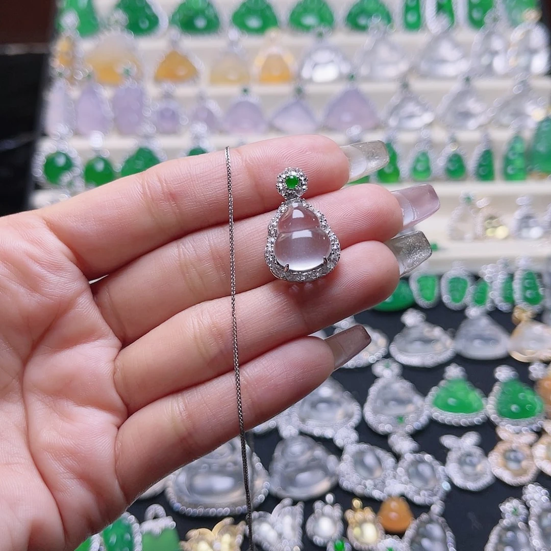 石英质玉颈饰银S925镶嵌曼**呀