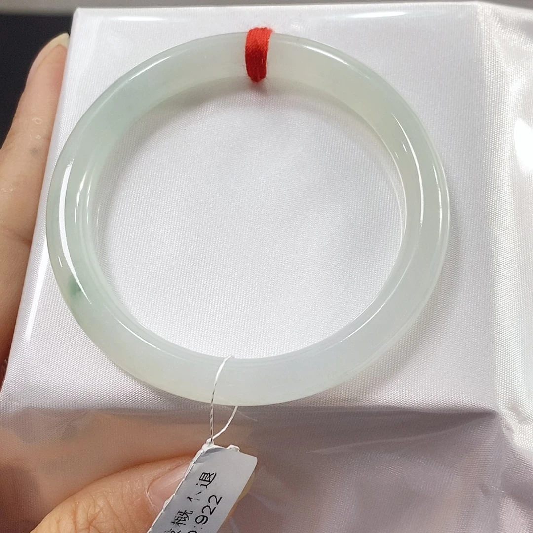 未镶嵌手镯翡翠手镯