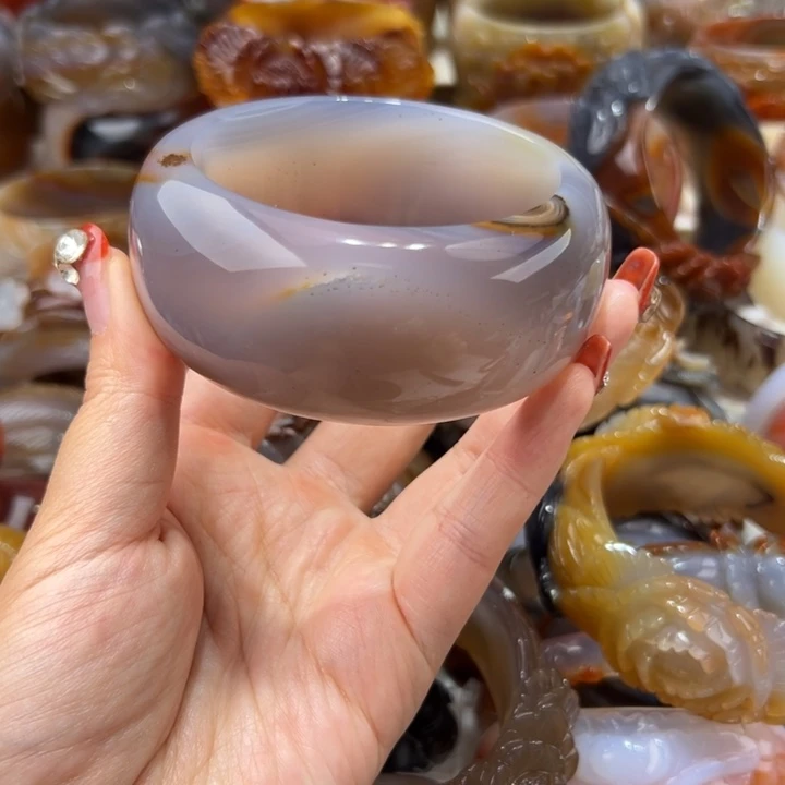 玛瑙/玉髓手镯未镶嵌瑕疵特价