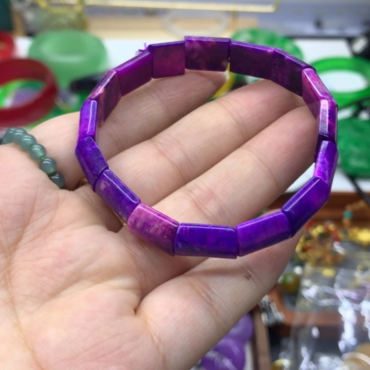 高端大气上档次吊坠