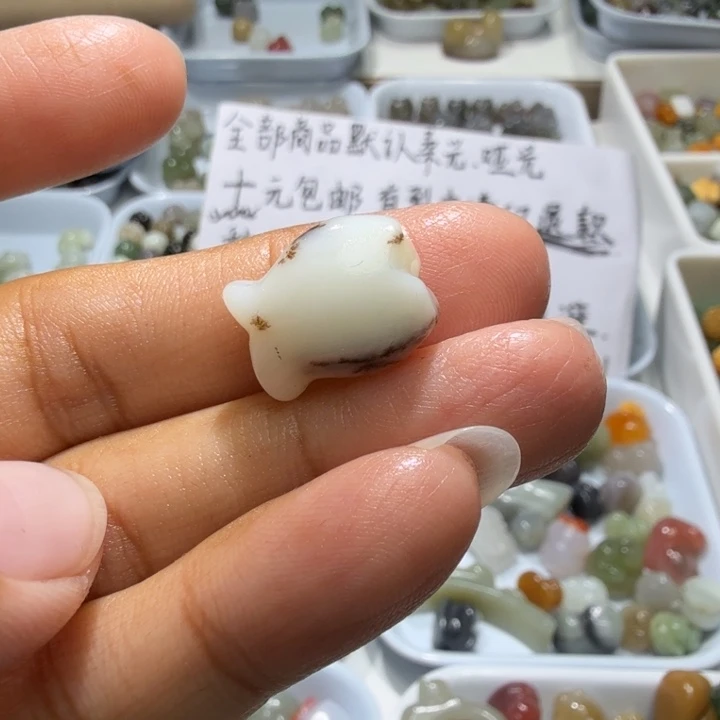 和田玉未镶嵌珠宝奇石