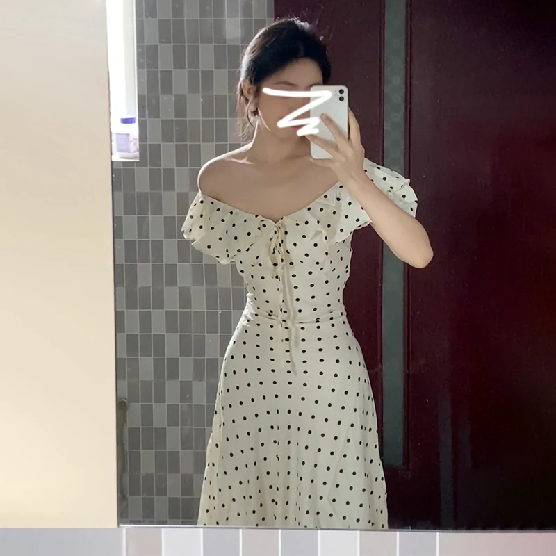 2025新款法式白色波点连衣裙子女夏季小个子独特绝美气质长裙1760