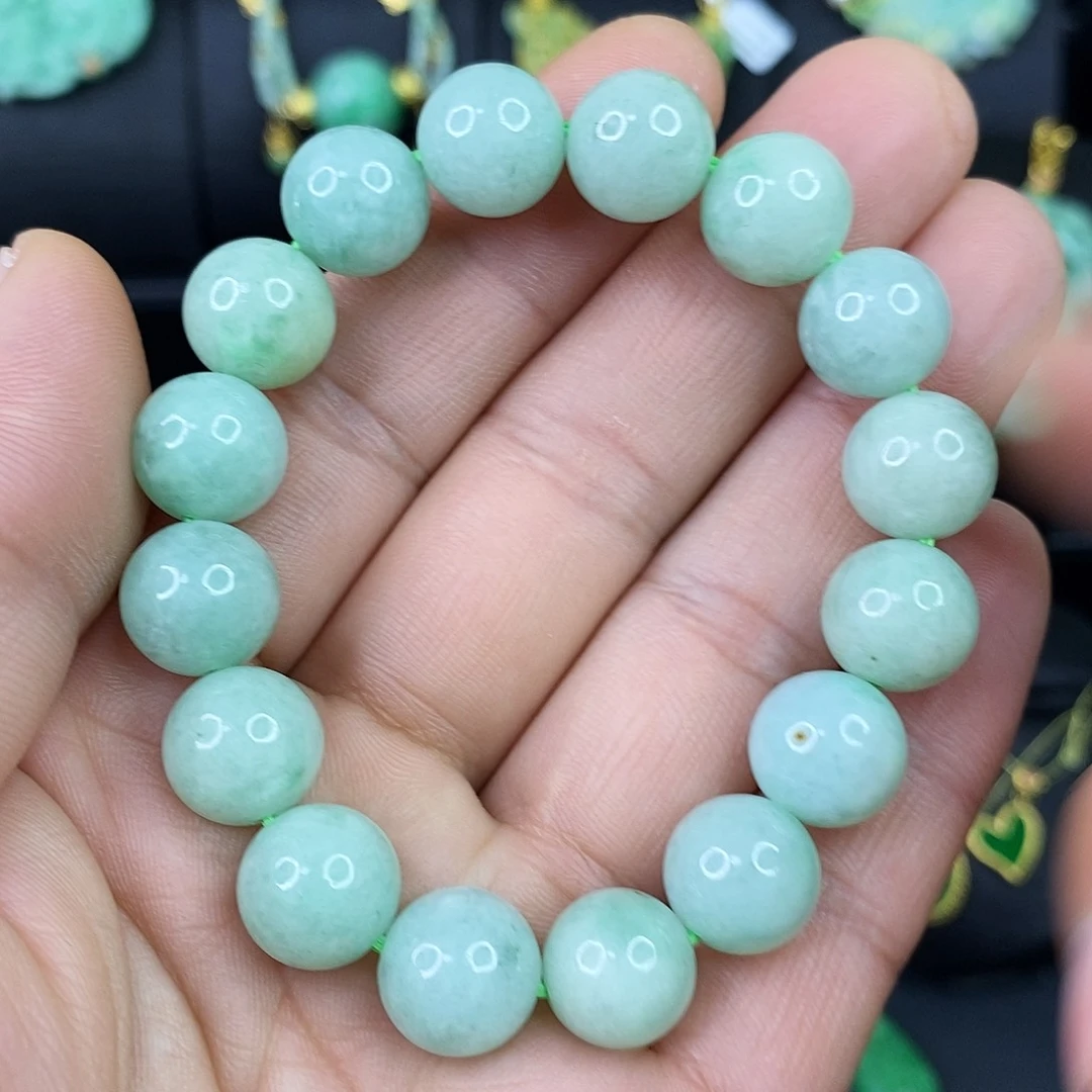 颈饰未镶嵌翡翠手链