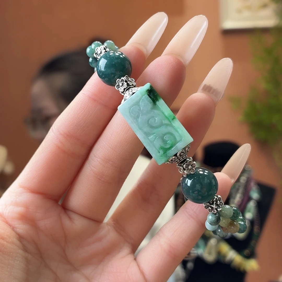 翡翠未镶嵌耳饰手串