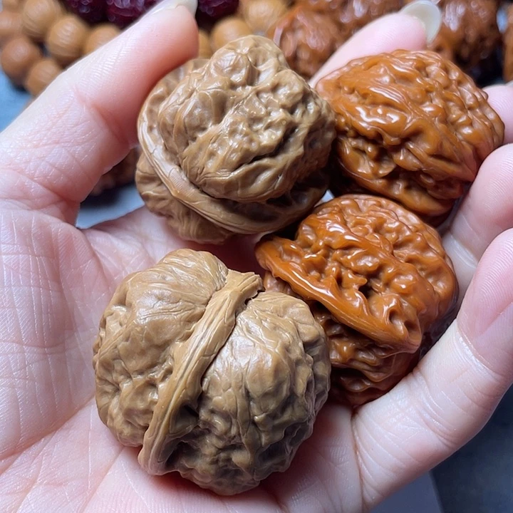 大***泽文玩核桃吊坠蛤蟆