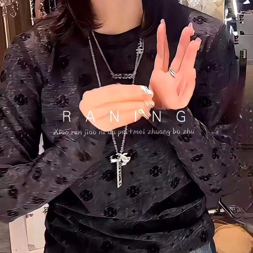 美美亮闪闪打底衫