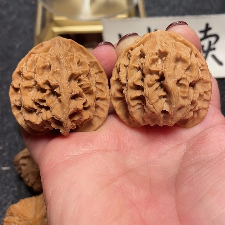 文玩核桃把件大苹果