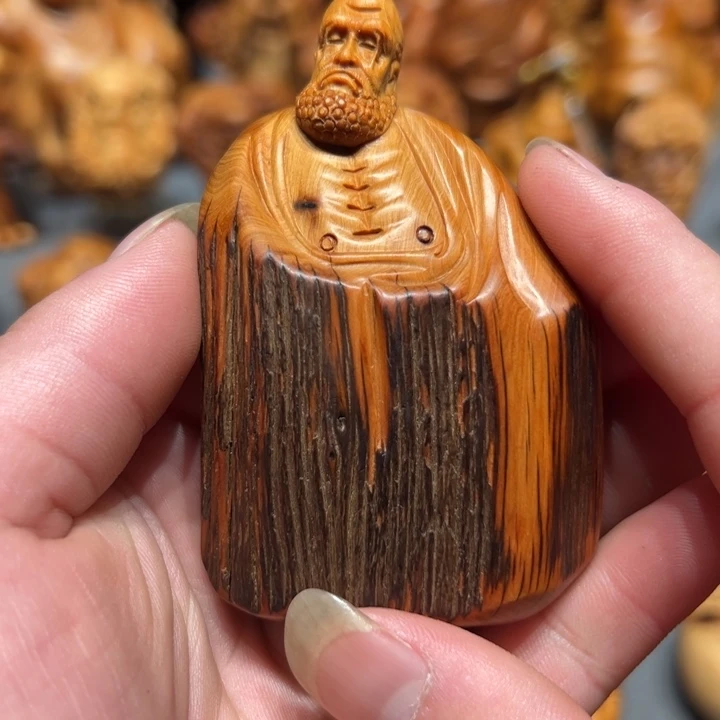 柏木（崖柏）点点关注