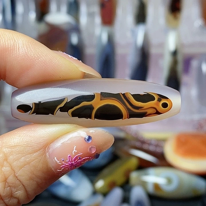 玛瑙/玉髓颈饰合金黑**生