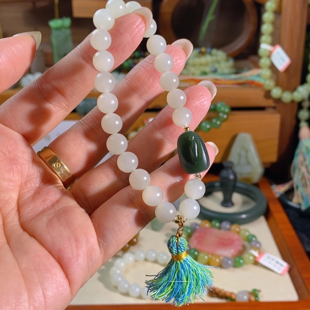 自***翔和田玉未镶嵌手链