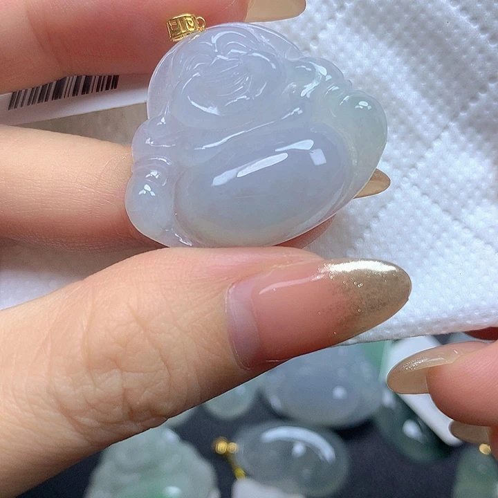 翡翠18K金镶嵌颈饰挂件