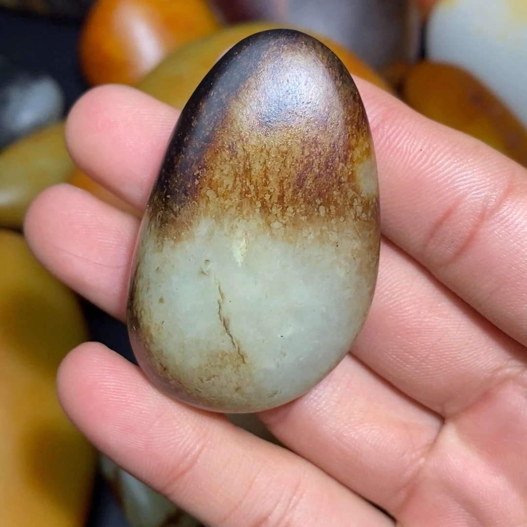 和田玉未镶嵌珠宝奇石