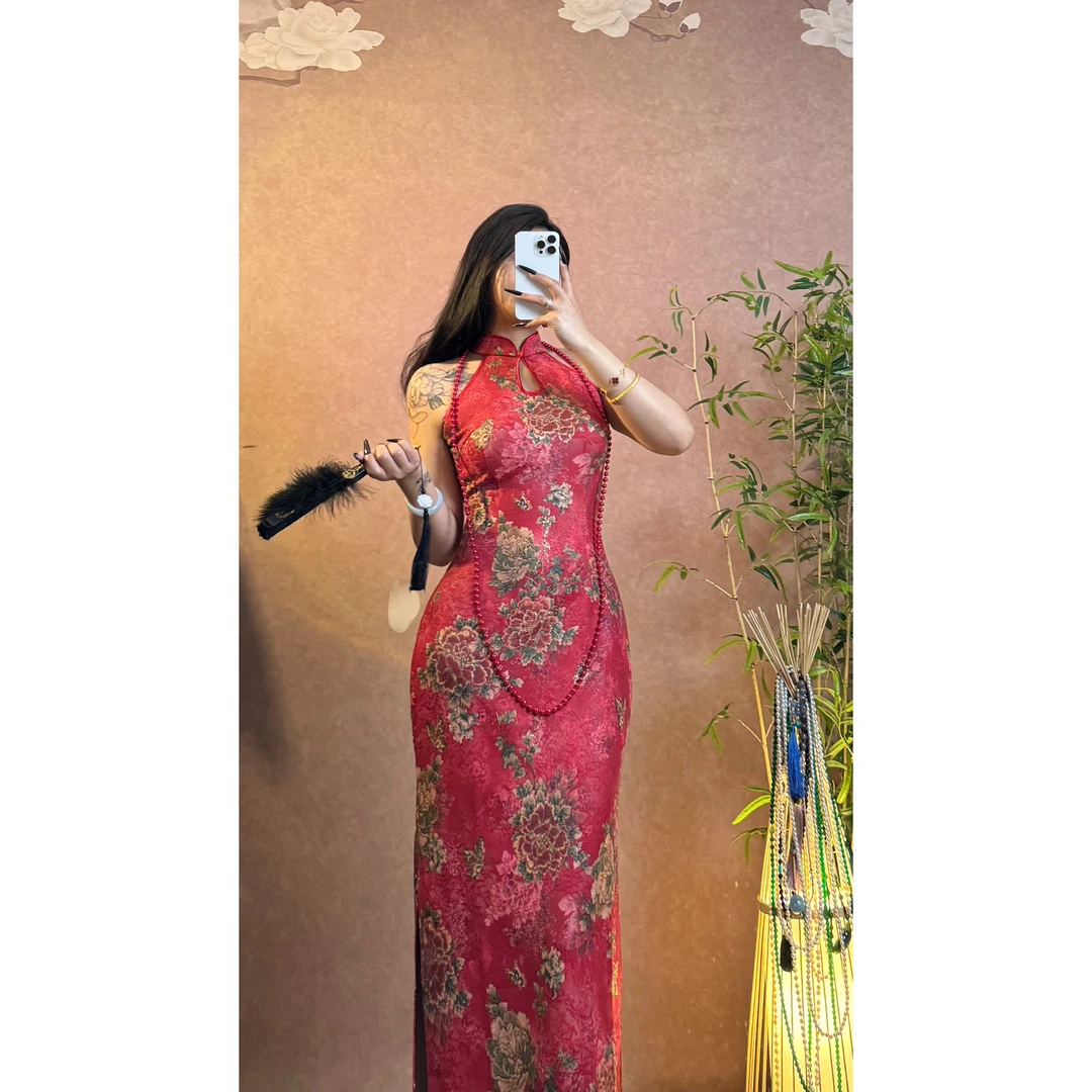 四月芳菲【红】针织提花面料高弹修身显瘦烫金花挖肩新中式旗袍