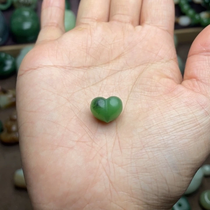 【闪购商品】颈饰未镶嵌和田玉披****羊