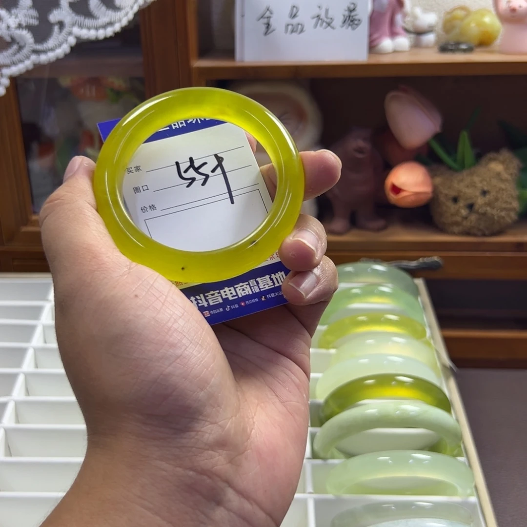 蛇纹石玉未镶嵌手镯557