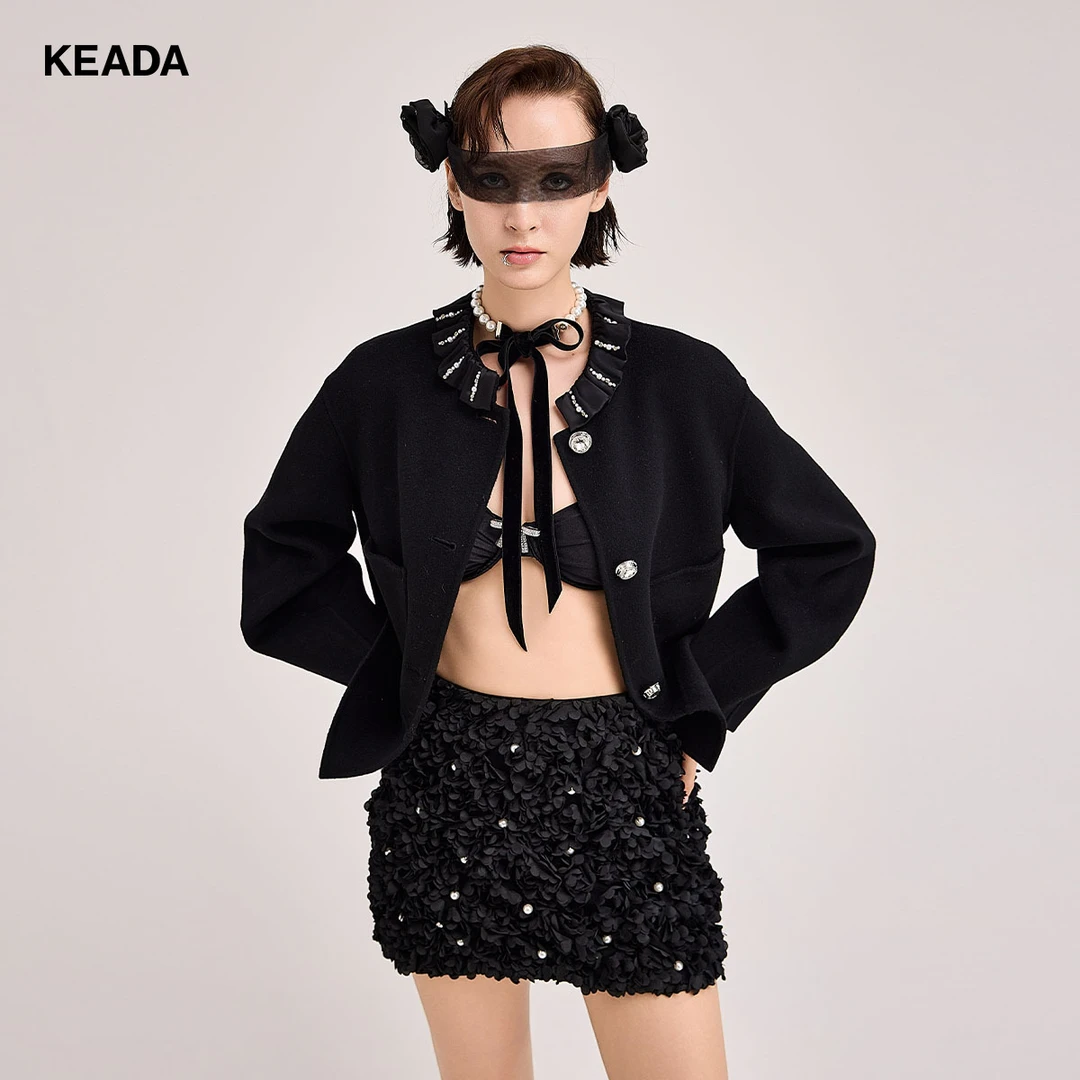 KEADA黑色收腰羊毛呢料短外套女荷叶边叠褶领KSN3WK3395