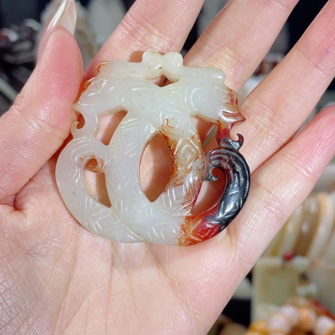 夏***軍和田玉未镶嵌挂件