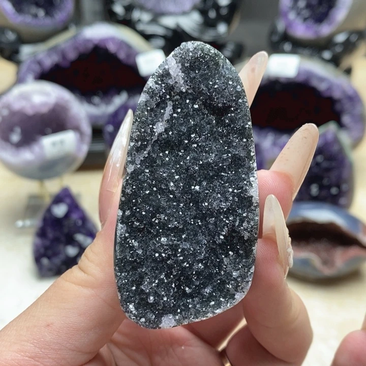 紫晶大型摆件（非配饰）未镶嵌