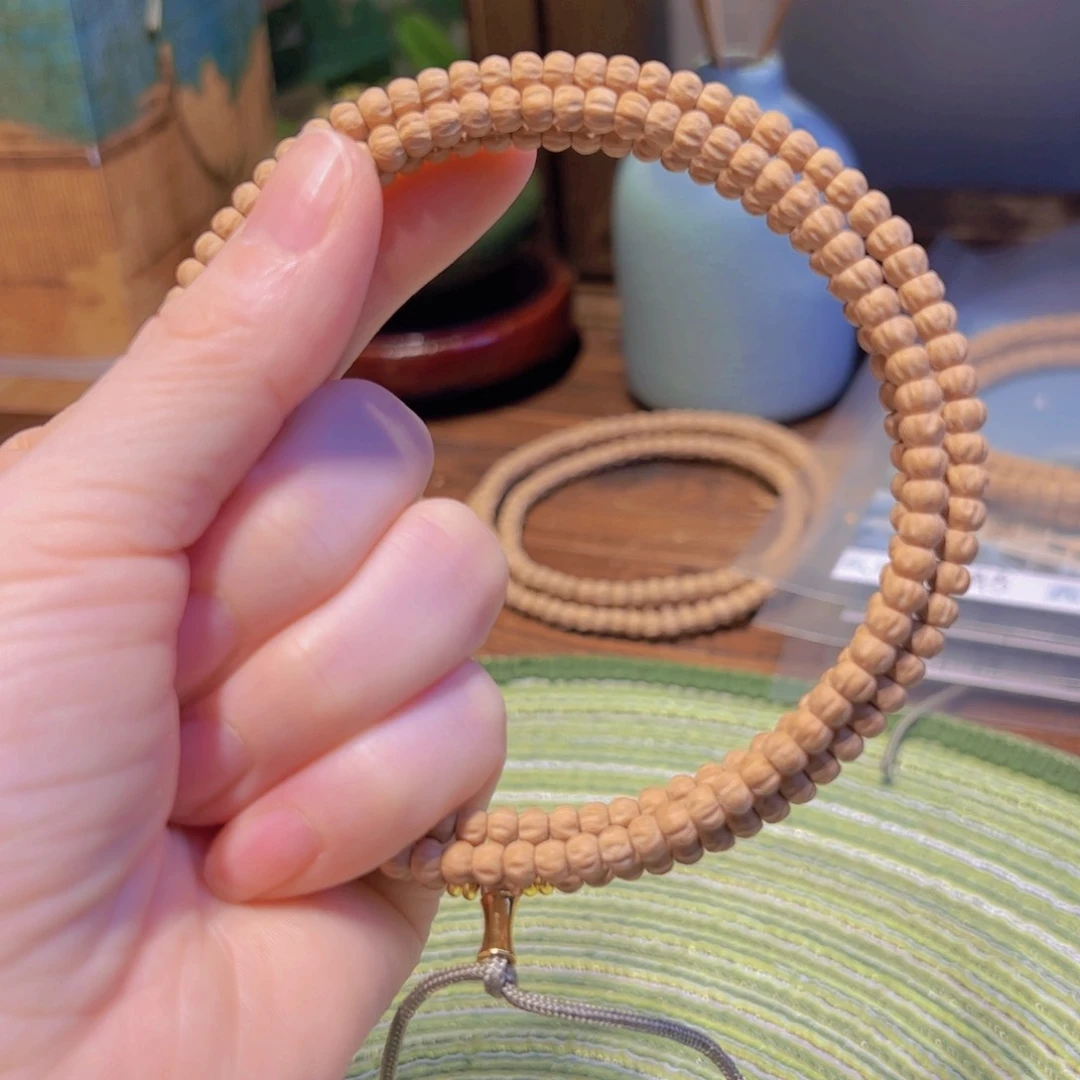 柏香籽/百香籽吊坠糯***?