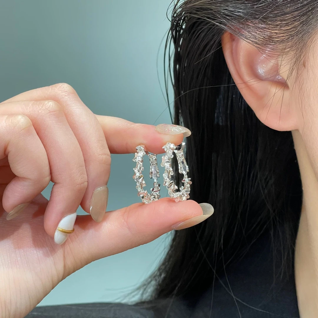 银色缠绕纹理圈圈耳环女高级感独特气质耳钉小众R2484