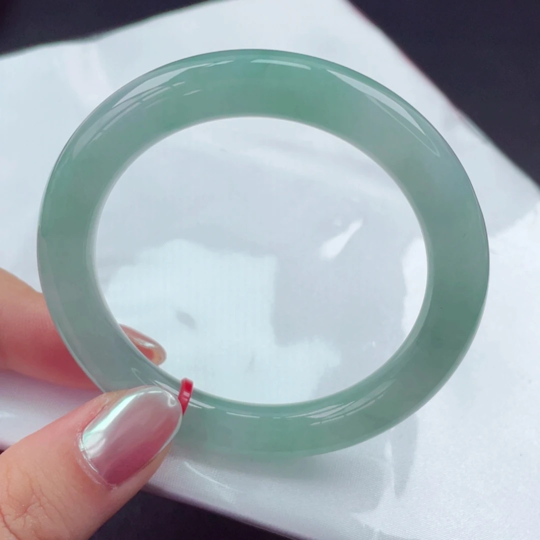 翡翠未镶嵌手镯52圆条