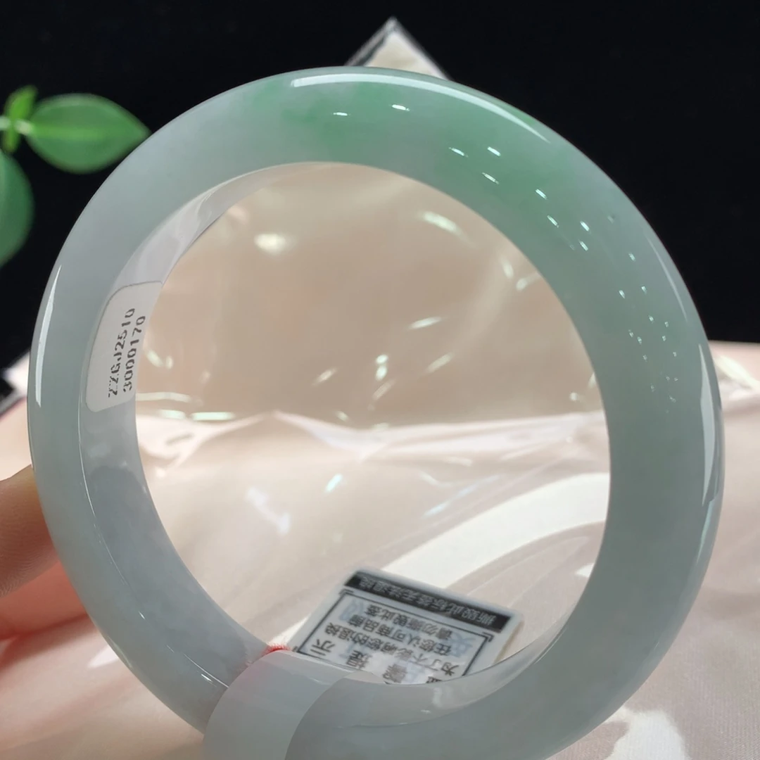 翡翠未镶嵌手镯0170