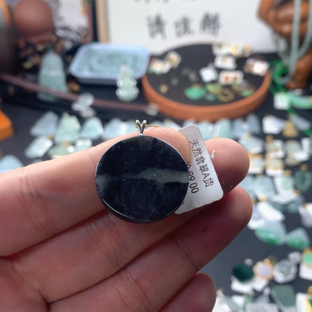 颈饰银S925镶嵌翡翠