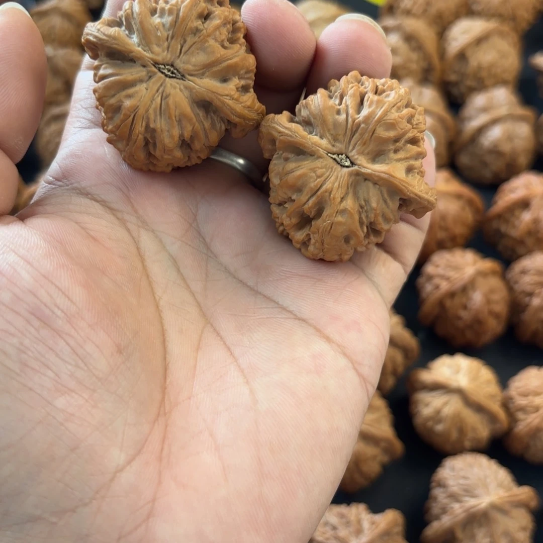 文玩核桃吊坠秤砣