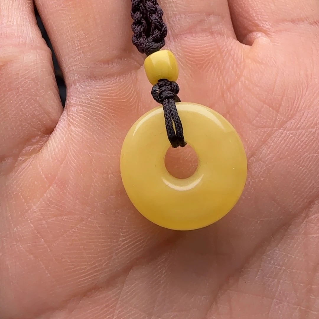 琥珀颈饰未镶嵌hhhjhhhhjjjjj