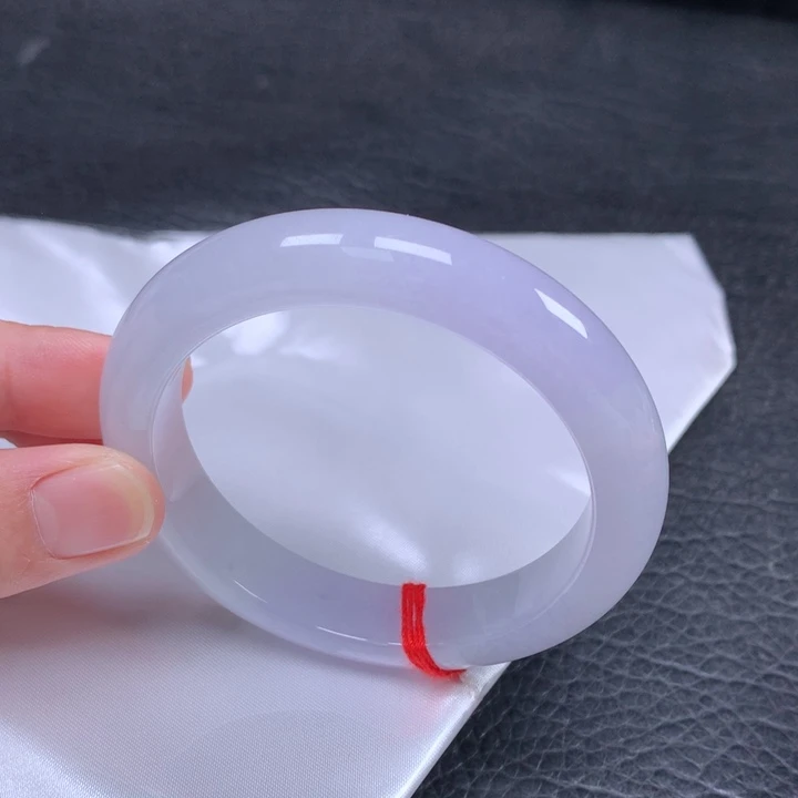 翡翠未镶嵌手镯