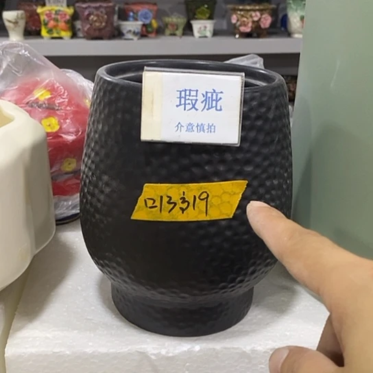 粗砂花盆瑕疵花盆有孔