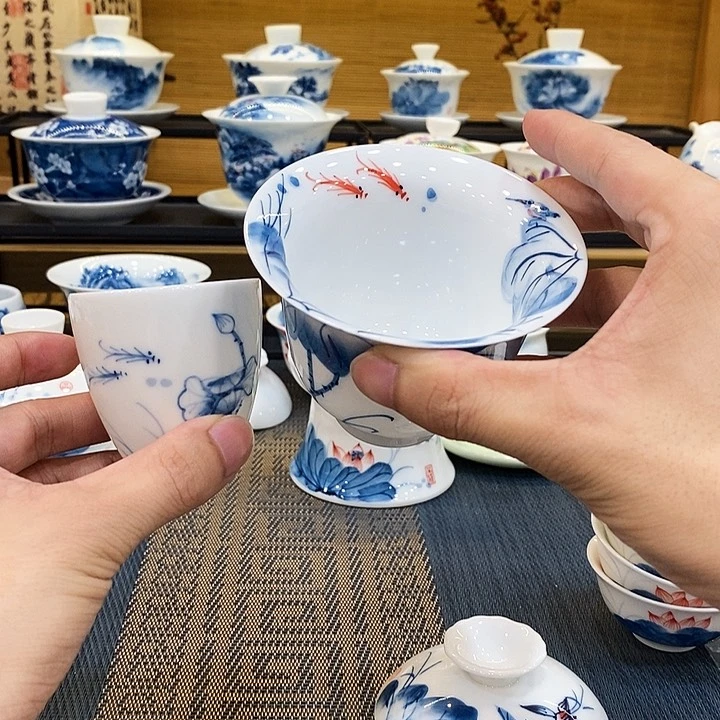 碗不**桃吴氏品雅二才池南春水送高脚主人杯